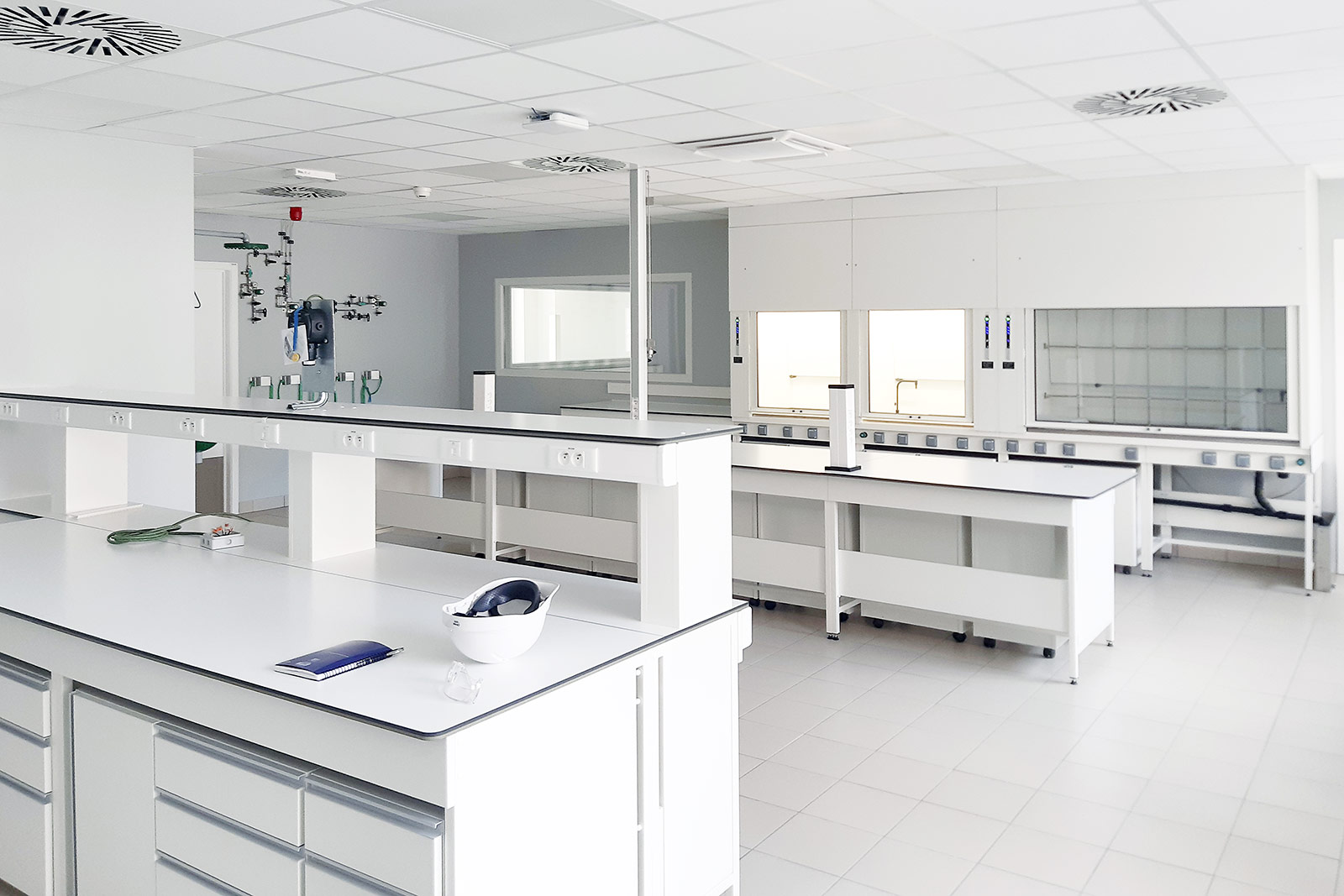 mobilier de laboratoire